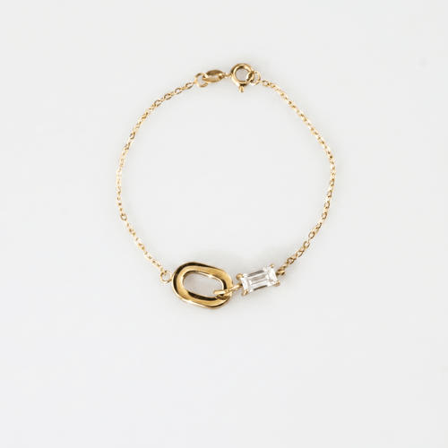 Bella Oval Link Bracelet | White Baguette Stone, 18k Gold Plated 0