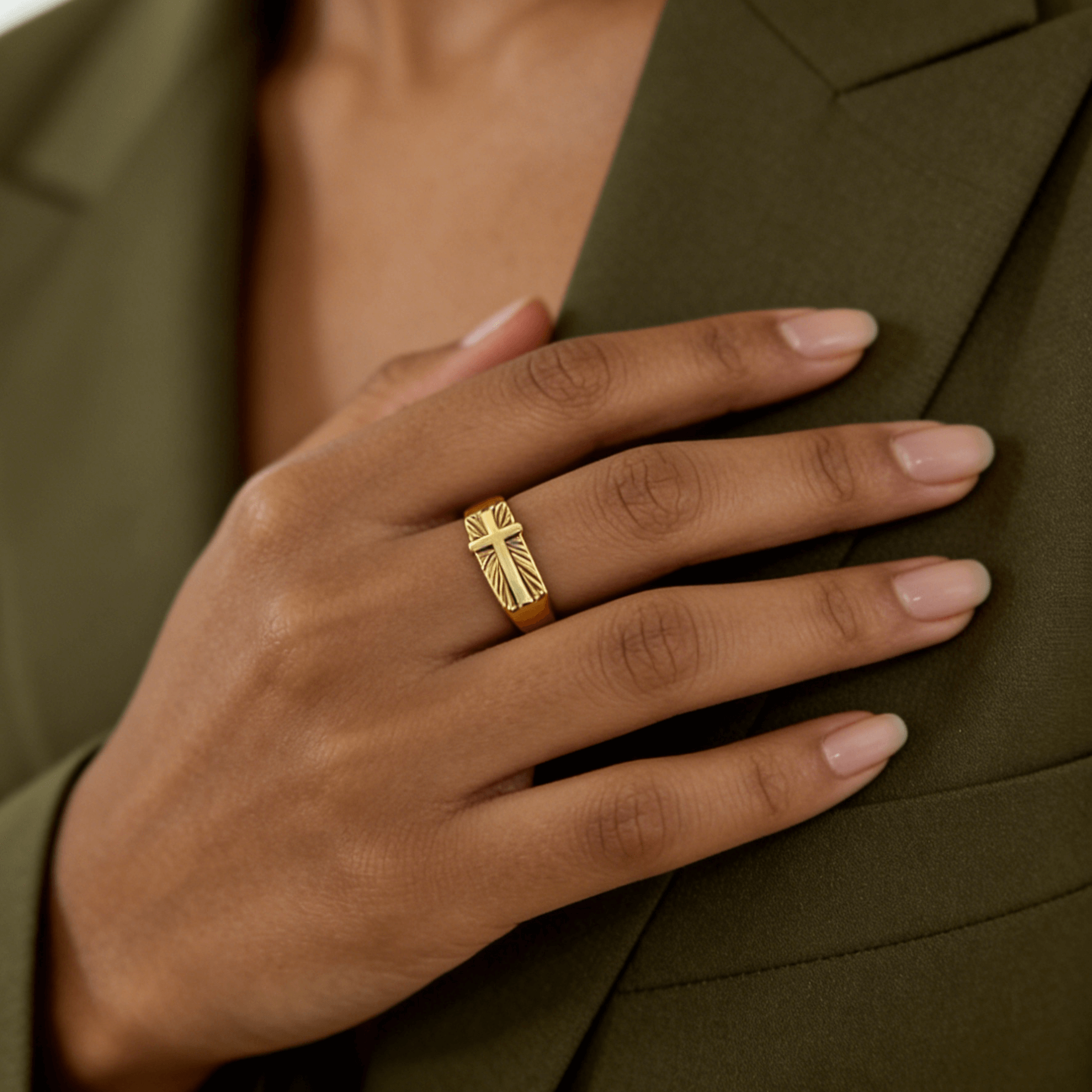 Dara Cross Ring | 18k Gold Plated Stainless Steel 4