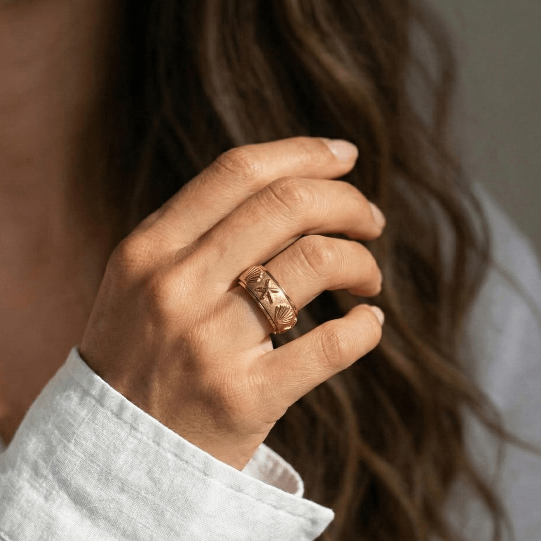 Dune Fidget Ring | 18k Gold Plated Stainless Steel 2