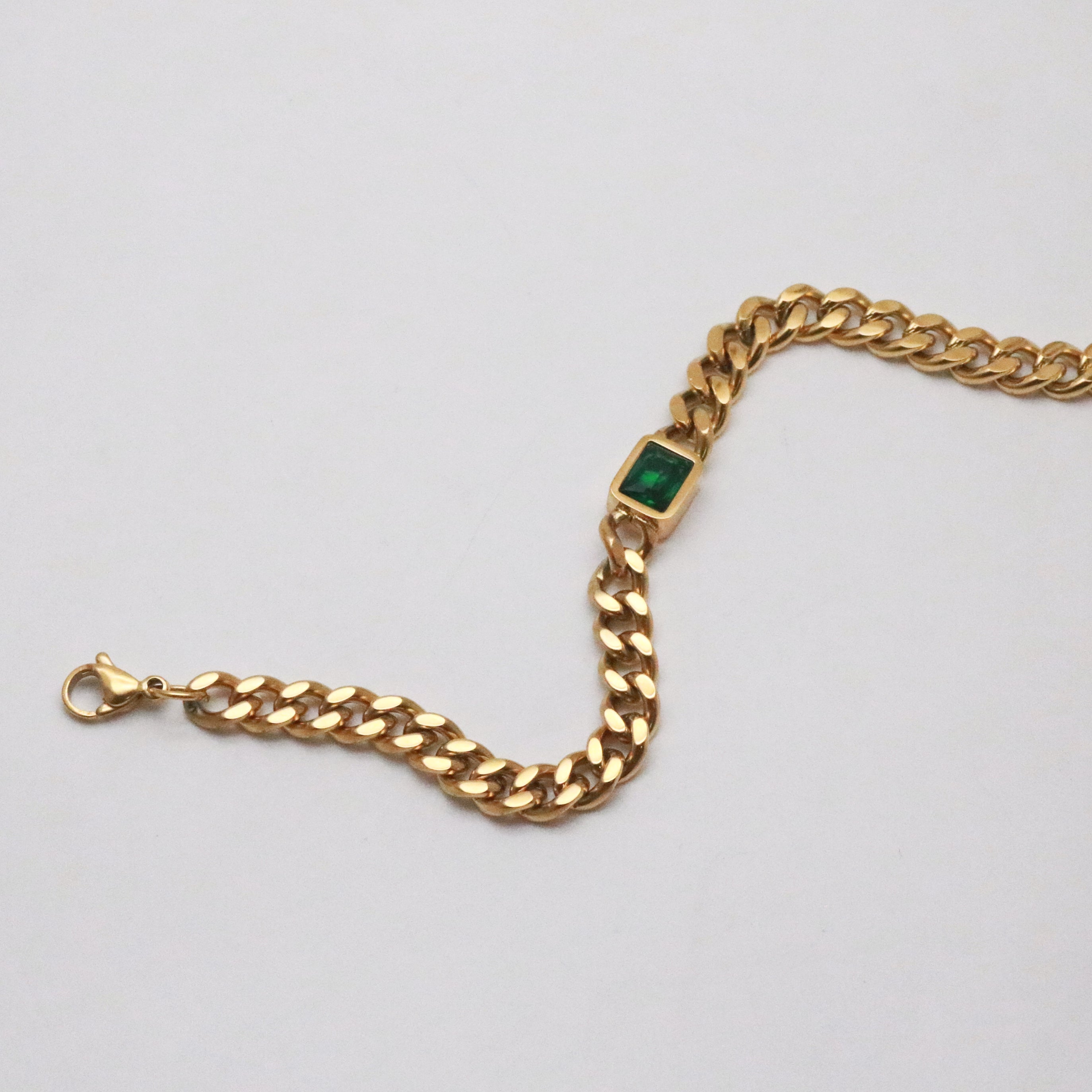 Elysia Curb Chain Bracelet | Square Emerald Gemstone, 18k Gold Plated 6
