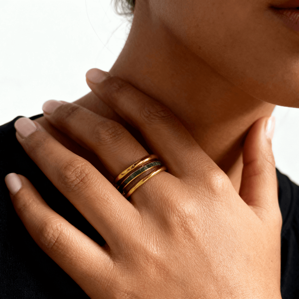 Elysia Triple Ring | Emerald Stones, 18k Gold Plated 2
