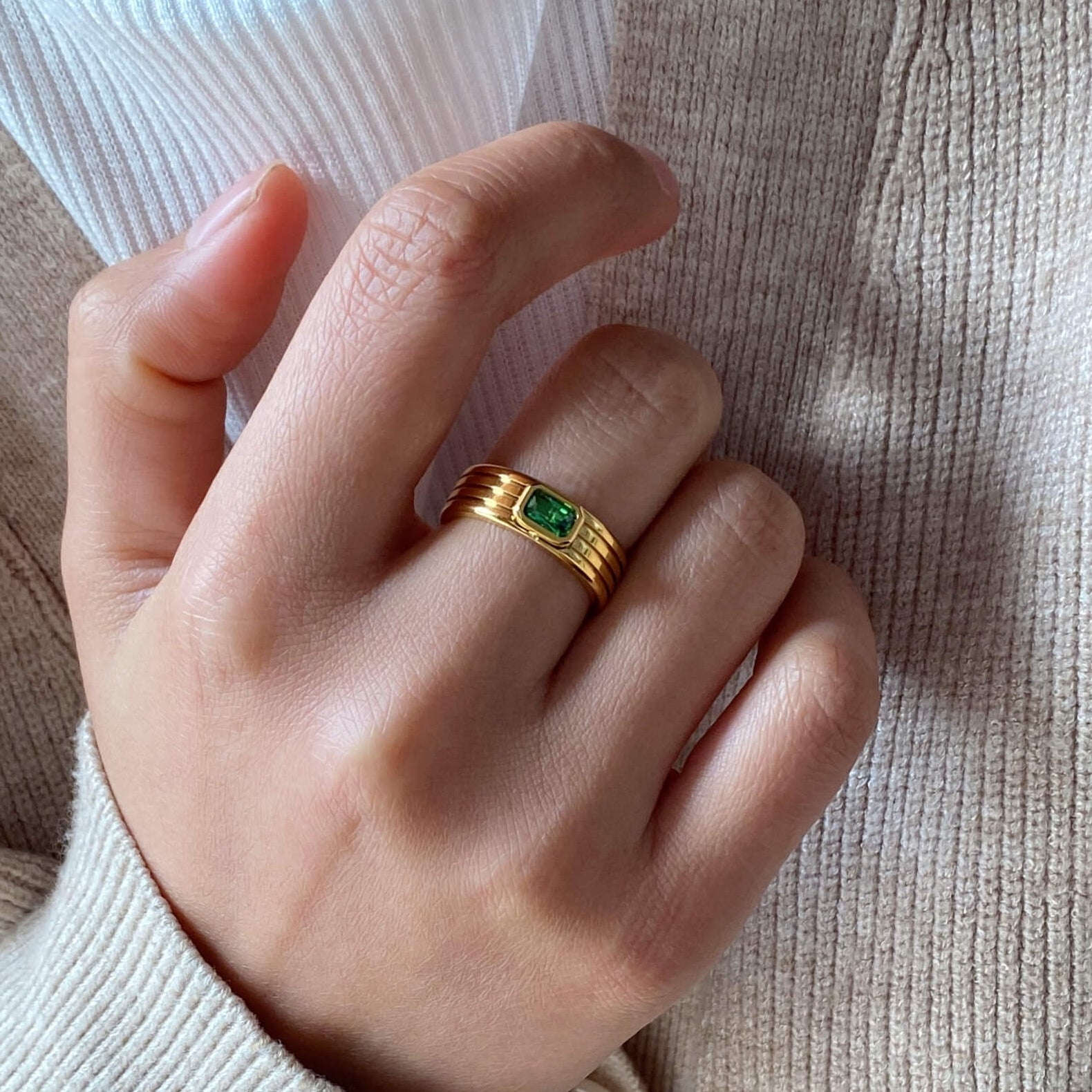 Galen Ribbed Ring | 18k Gold Plated with Emerald-Cut Green Stone 2