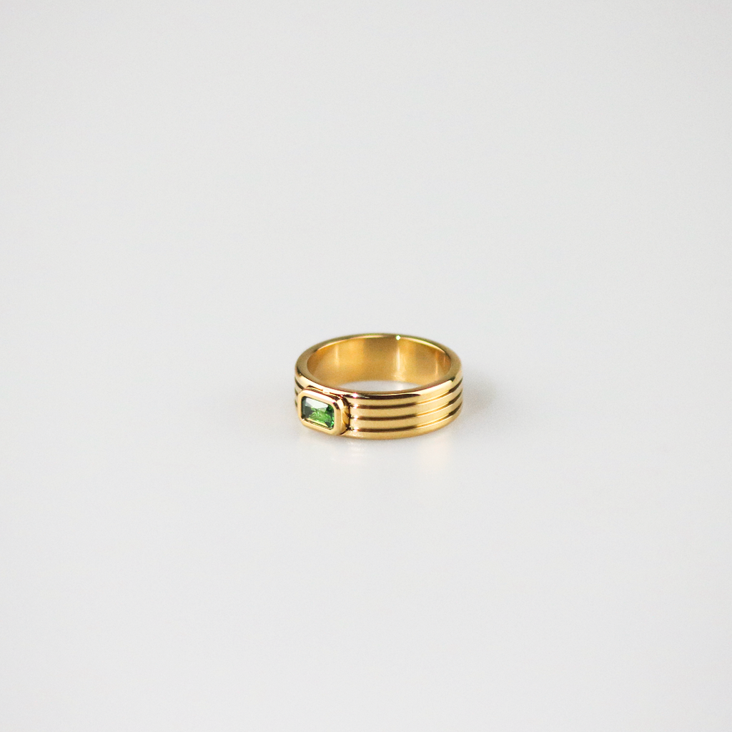 Galen Ribbed Ring | 18k Gold Plated with Emerald-Cut Green Stone 4