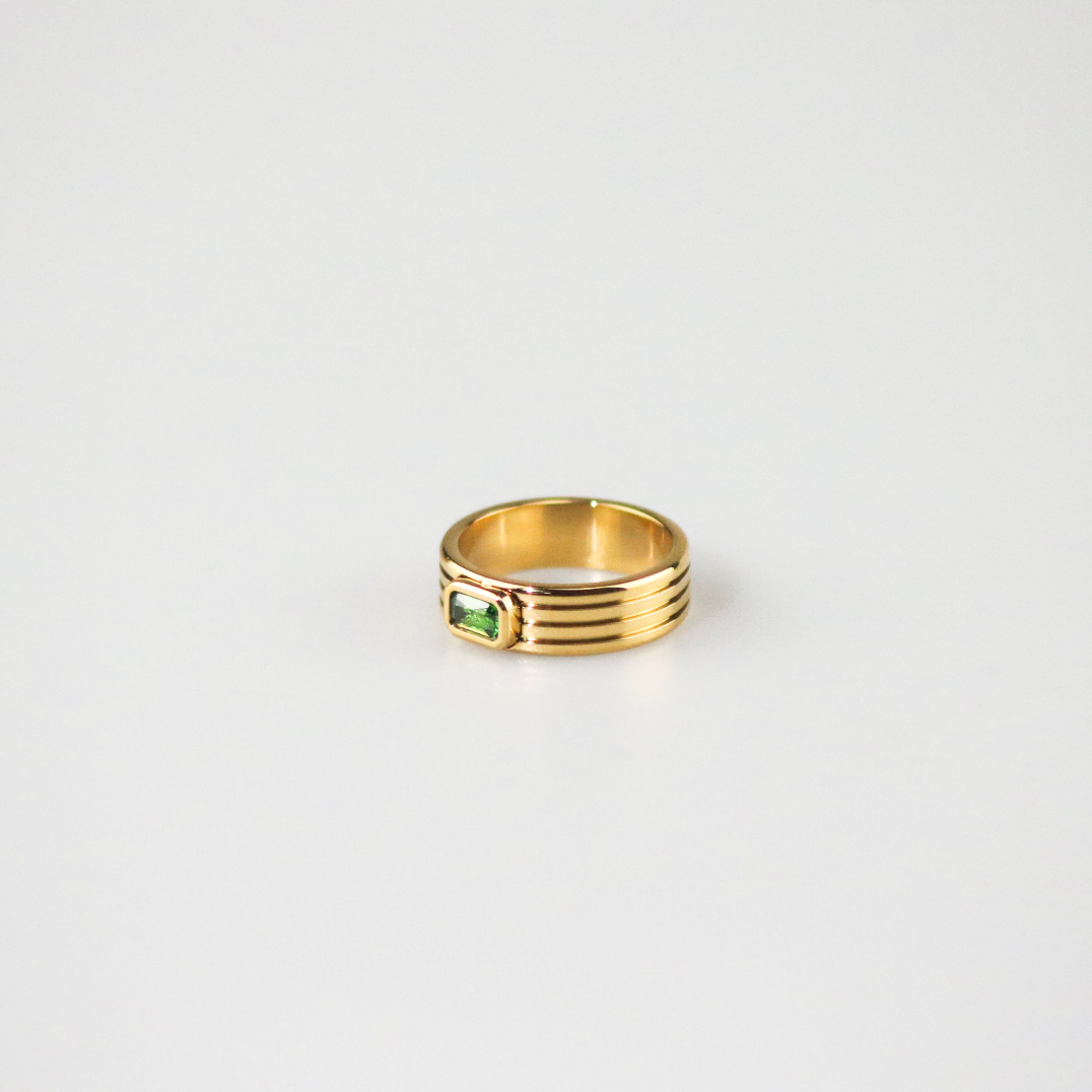 Galen Ribbed Ring | 18k Gold Plated with Emerald-Cut Green Stone 4
