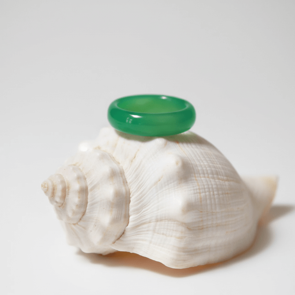 Glenna Jade Ring | Grass Green, 3mm Band Thickness 2