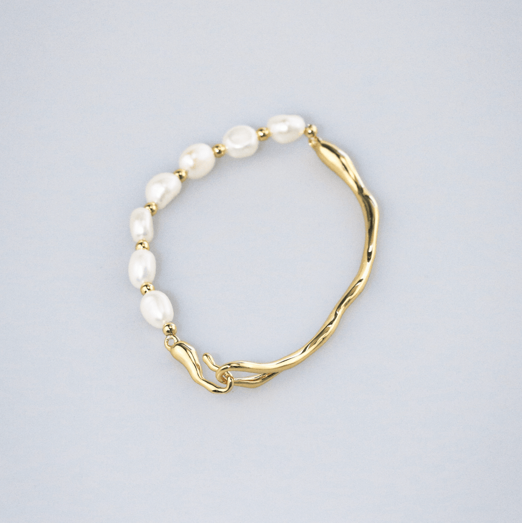 Haven Pearl Bracelet | Freshwater Pearls, 18K Gold Plated Chain 2