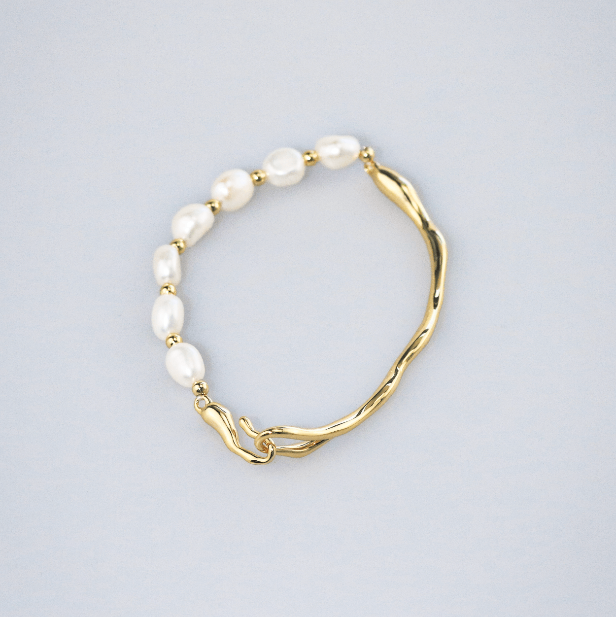 Haven Pearl Bracelet | Freshwater Pearls, 18K Gold Plated Chain 2
