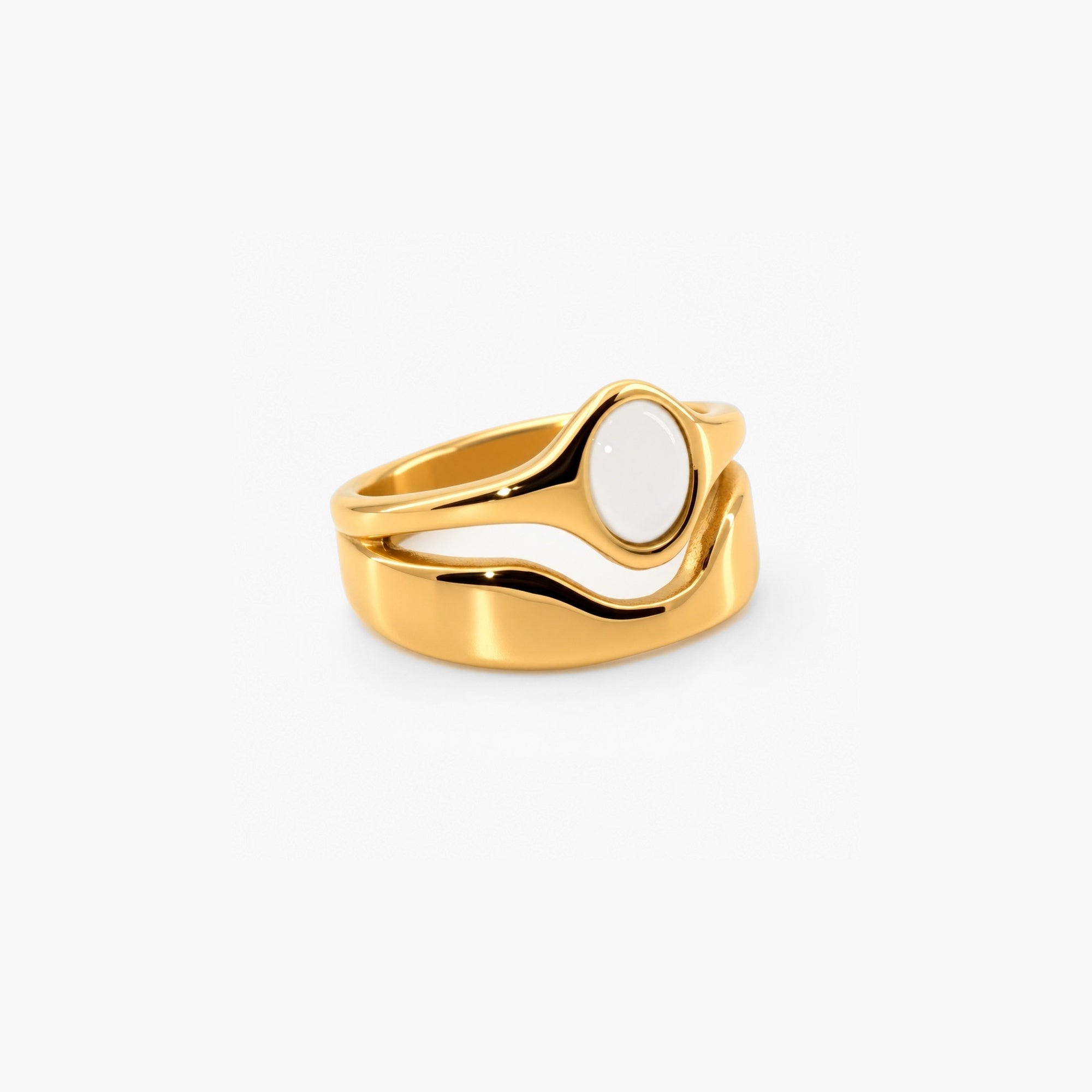 Haven Ring | White Mother of Pearl, 18k Gold Plated Stainless Steel 0