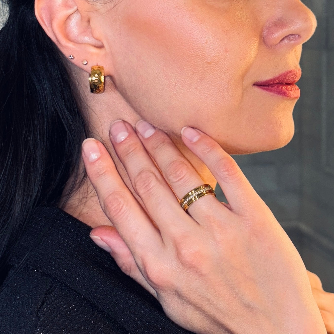 Helora Small Hoop Earrings | 18K Gold Plated, Hammered Texture 2