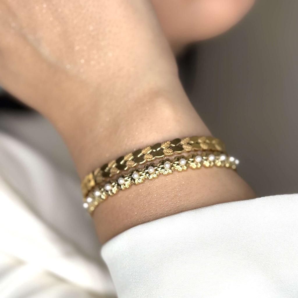 Liora Leaf Bangle | 18k Gold Plated Stainless Steel, Waterproof 2