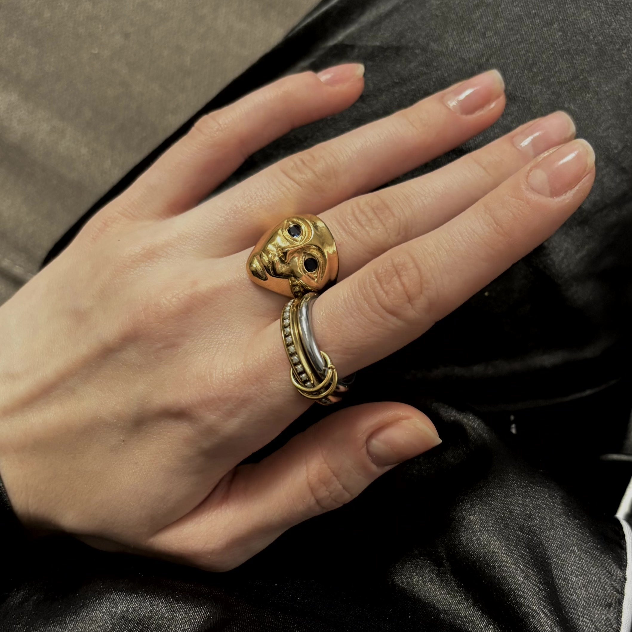 Mira Face Ring | 18k Gold Plated, Deep Blue Gemstone Eyes 3