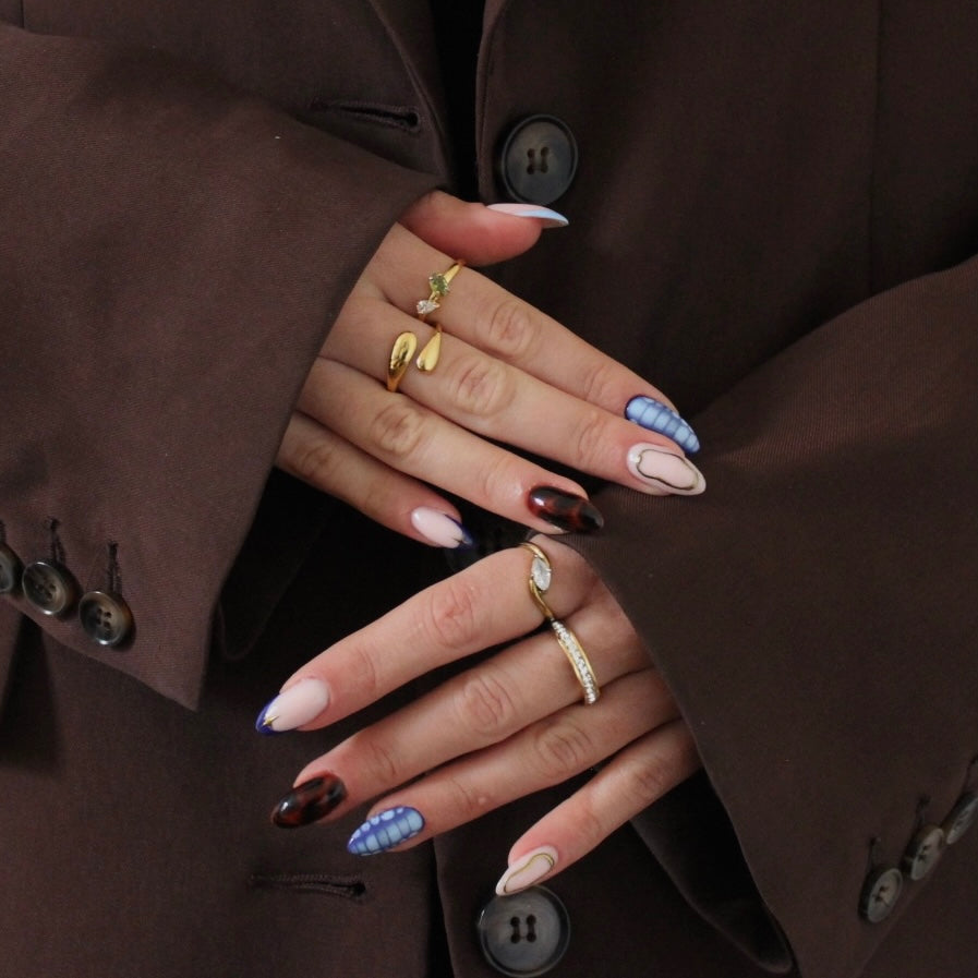 Mira Hug Ring | 18k Gold Plated Stainless Steel 5