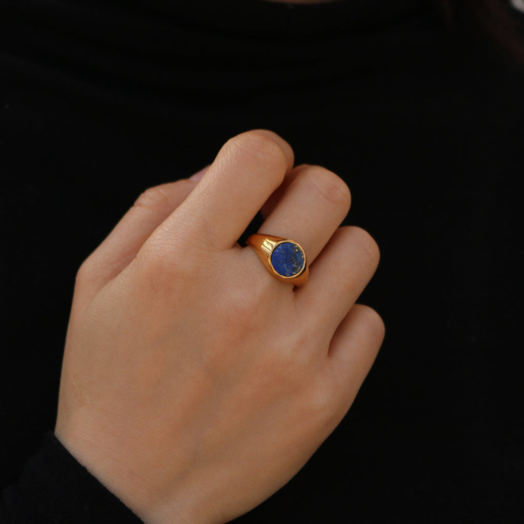 Mira Womens Signet Ring | Lapis Lazuli, 18k Gold Plated 2
