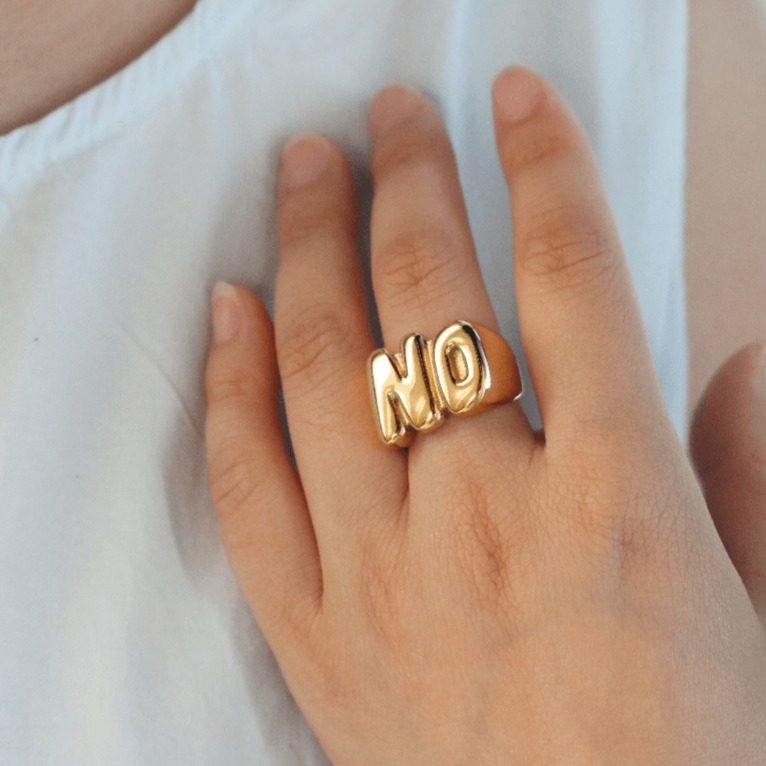 Nero Statement Ring | Chunky Gold-Tone, 18k Gold Plated 2