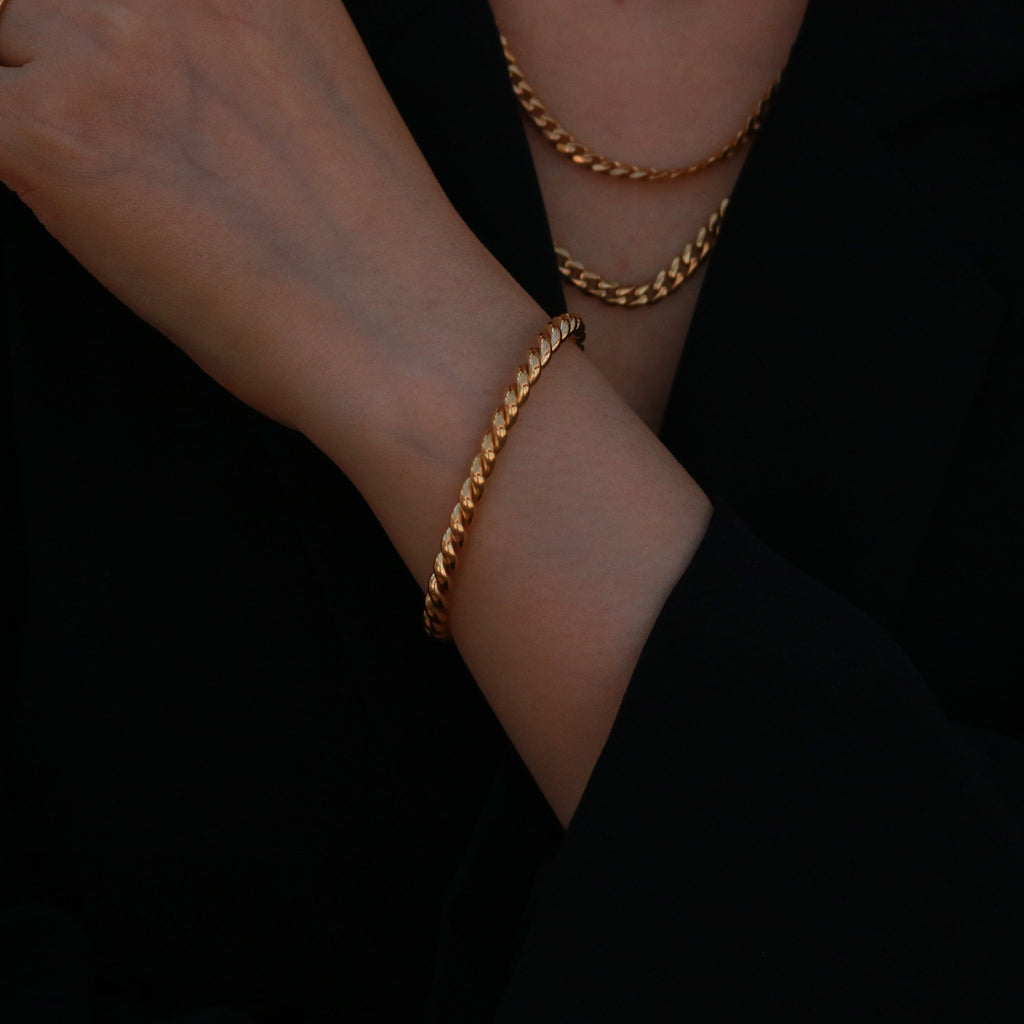 Niko Twisted Cuff Bracelet | 18k Gold Plated, Adjustable, Waterproof 2