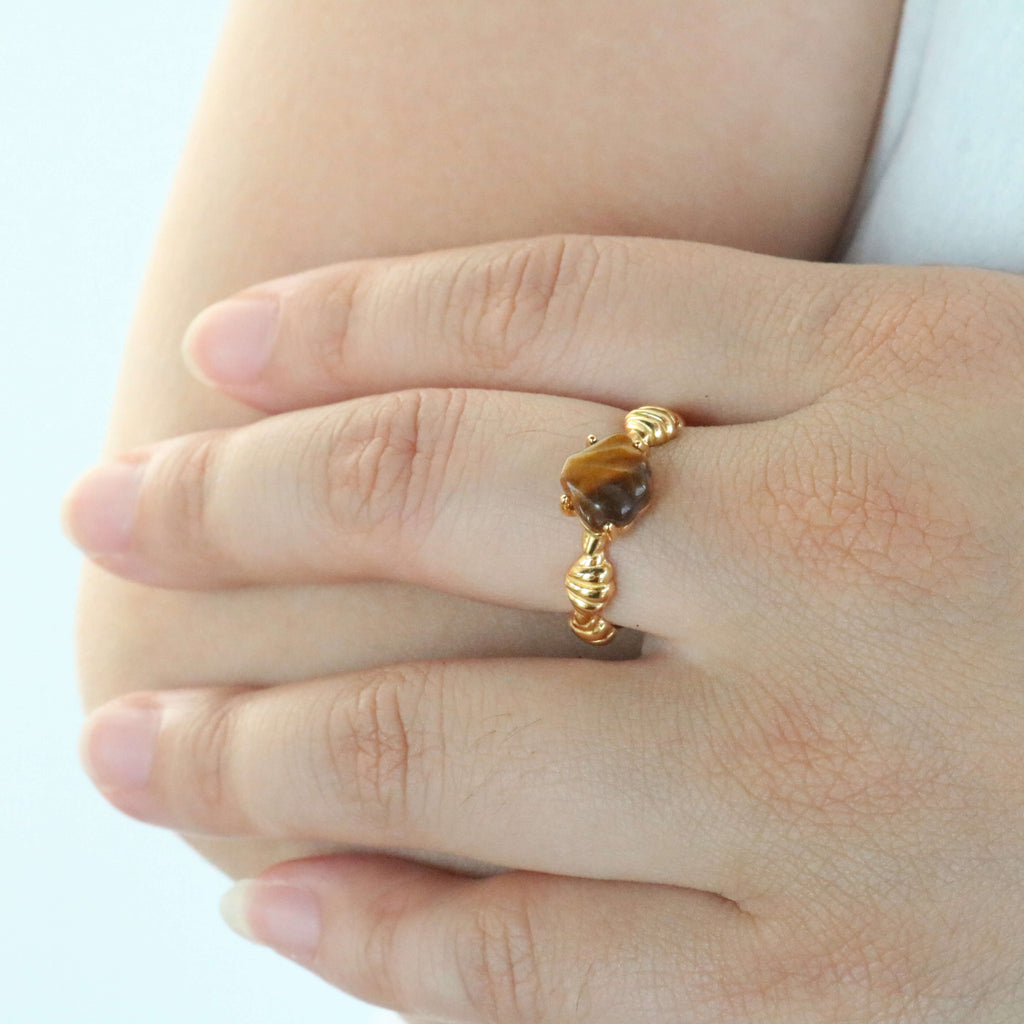 Orion Spirit Ring | Tiger's Eye Stone, Adjustable Gold-Plated Band 2