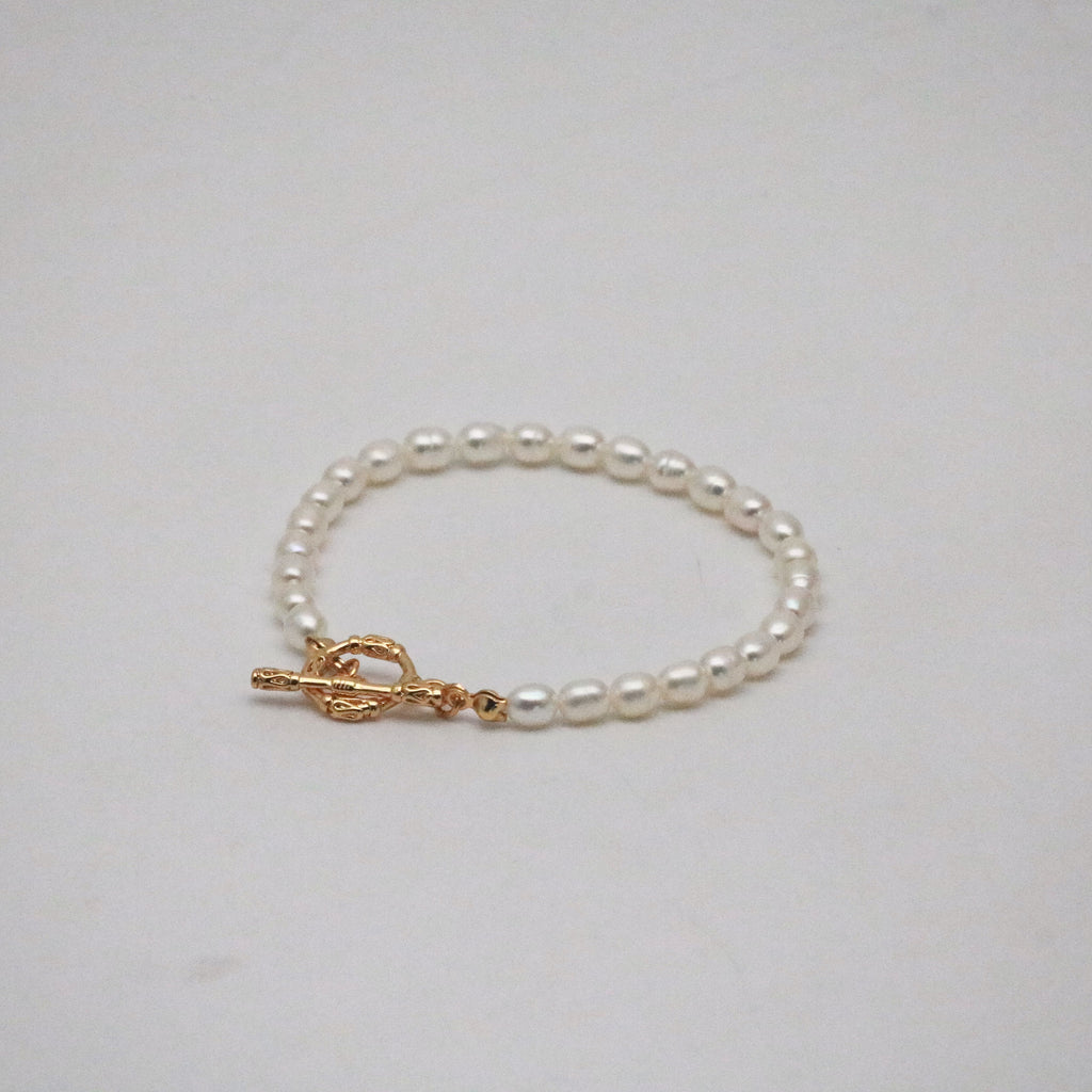 Pavia Pearl Bracelet | Handcrafted Freshwater Pearls, 18k Gold Plated Clasp 0