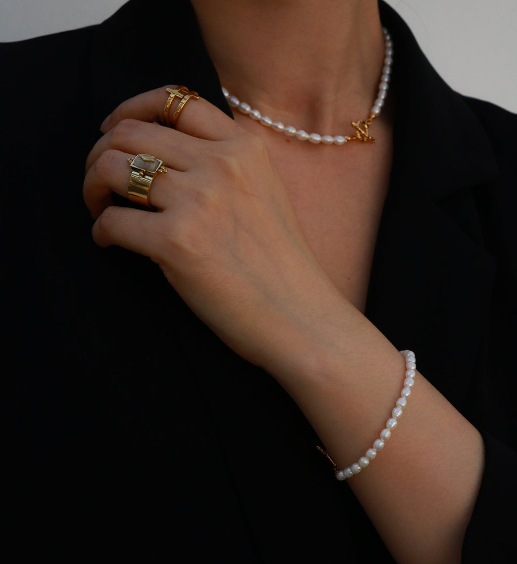 Pavia Pearl Bracelet | Handcrafted Freshwater Pearls, 18k Gold Plated Clasp 3