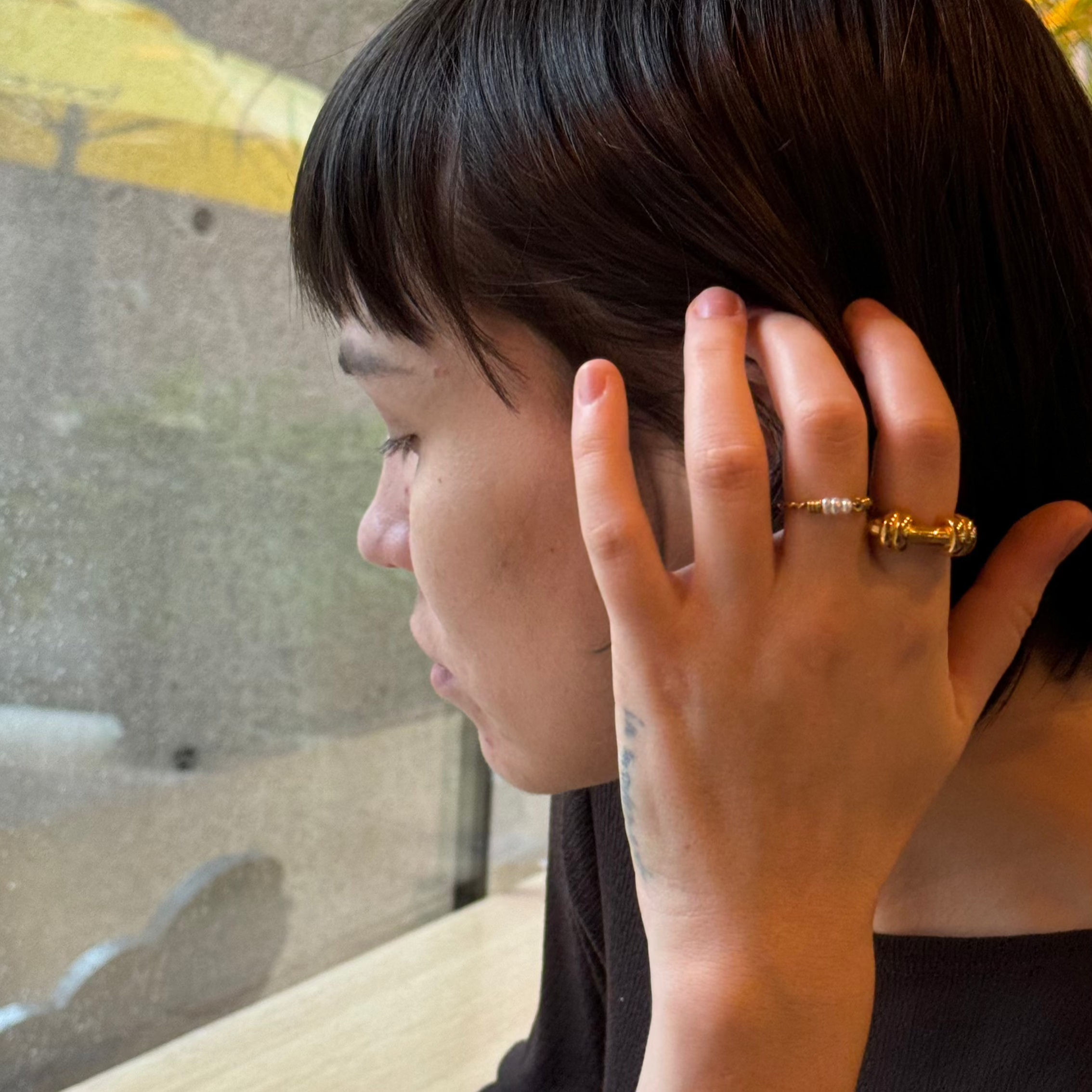 Pavo Fidget Ring | 18k Gold Plated, Freshwater Pearls 2