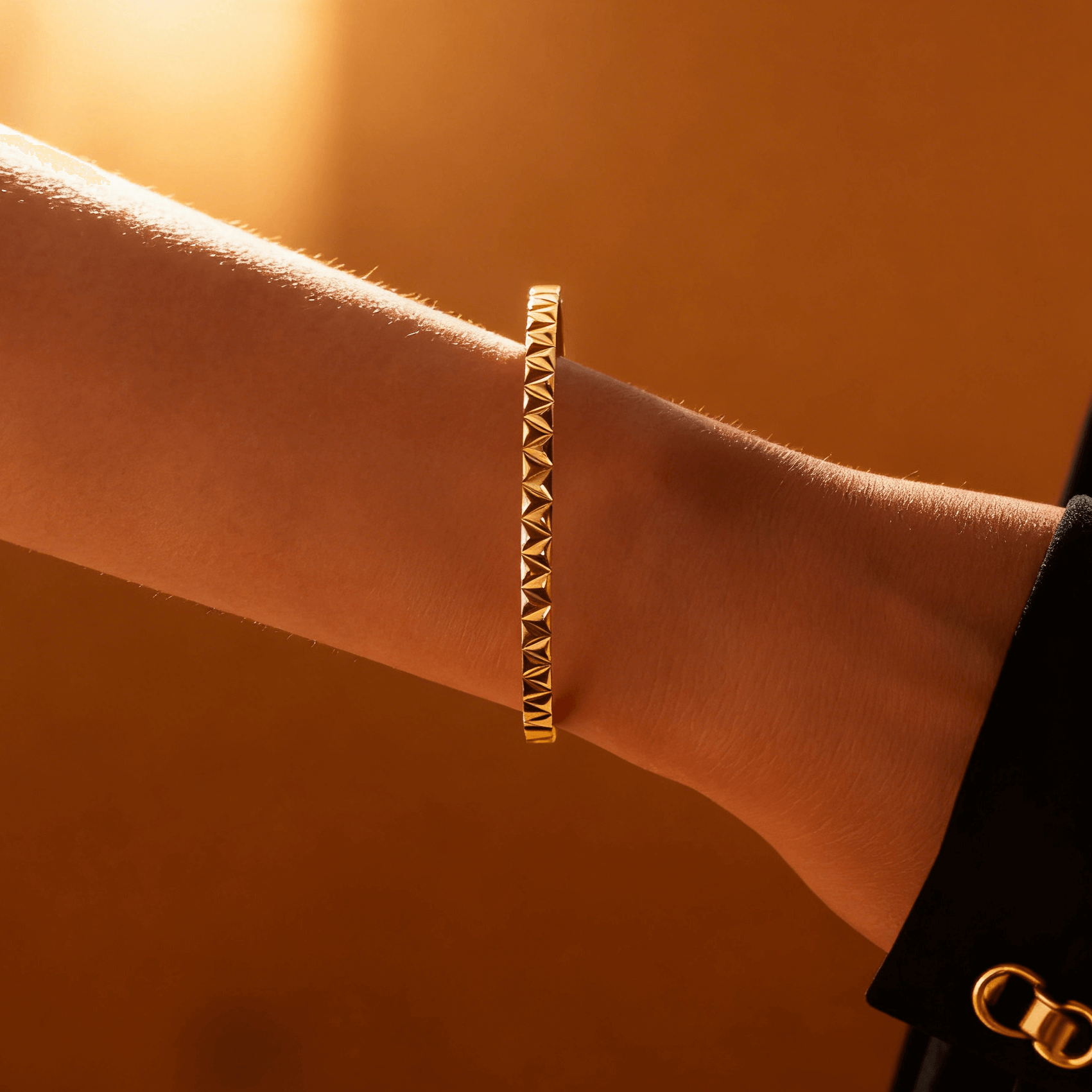 Pavo Pyramid Bangle | 18k Gold Plated Stainless Steel, Modern Design 1