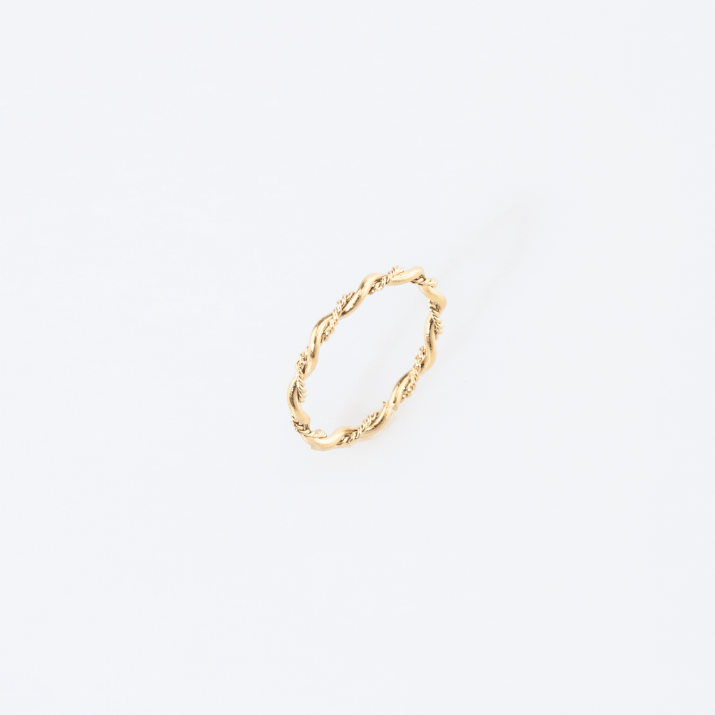 Riva Twist Ring | 18k Gold Plated Stainless Steel 2