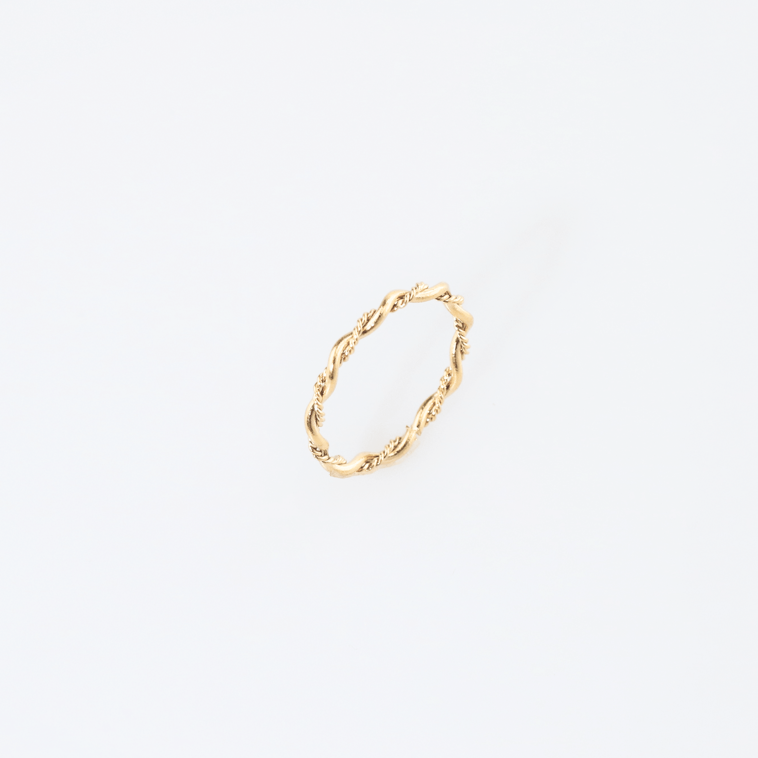 Riva Twist Ring | 18k Gold Plated Stainless Steel 2
