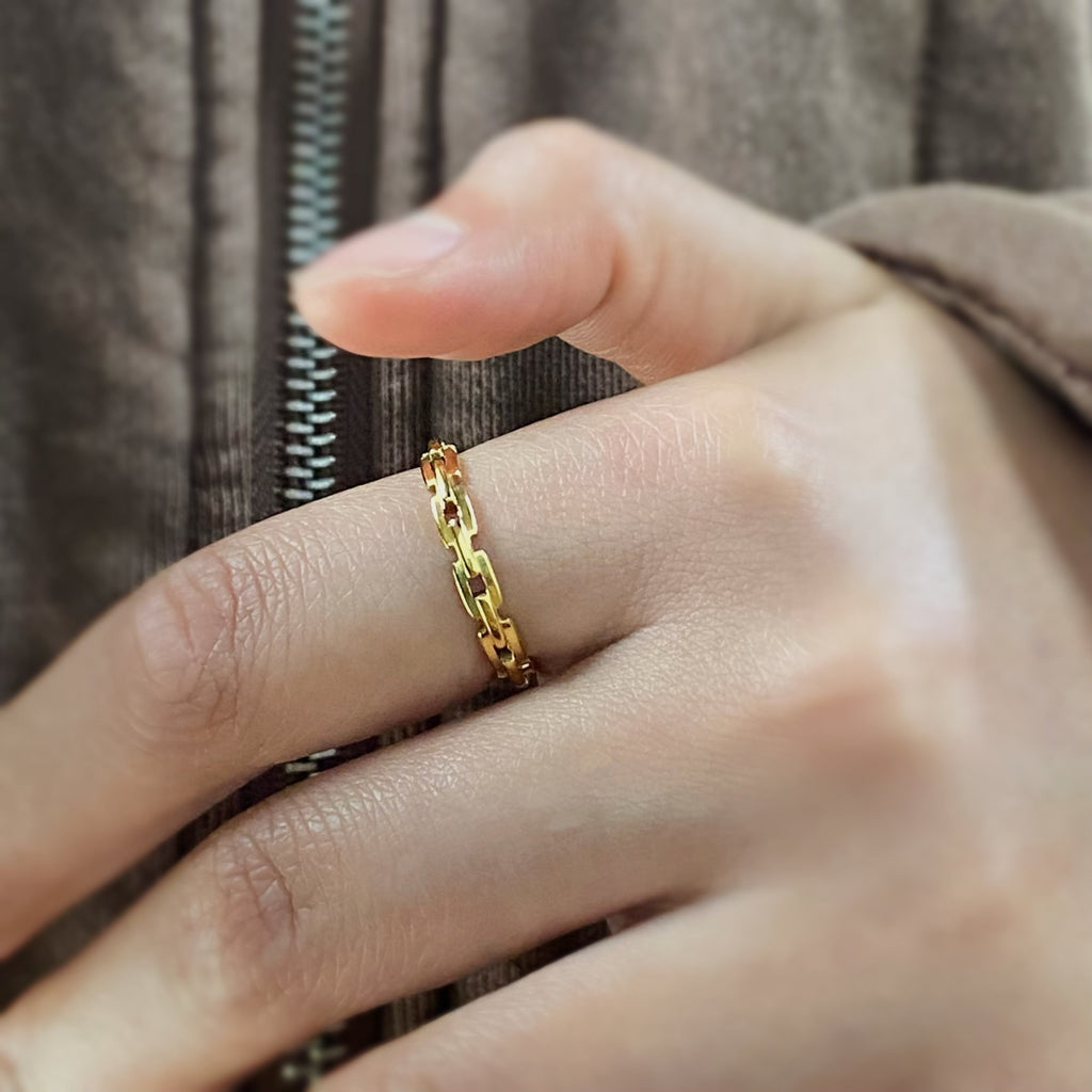 Rylan Linked Ring | 18k Gold Plated Stainless Steel 1