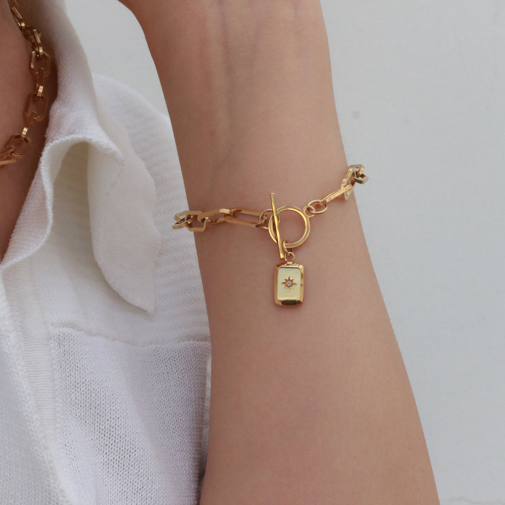 Savan Starburst Bracelet | 18k Gold Plated Stainless Steel 1