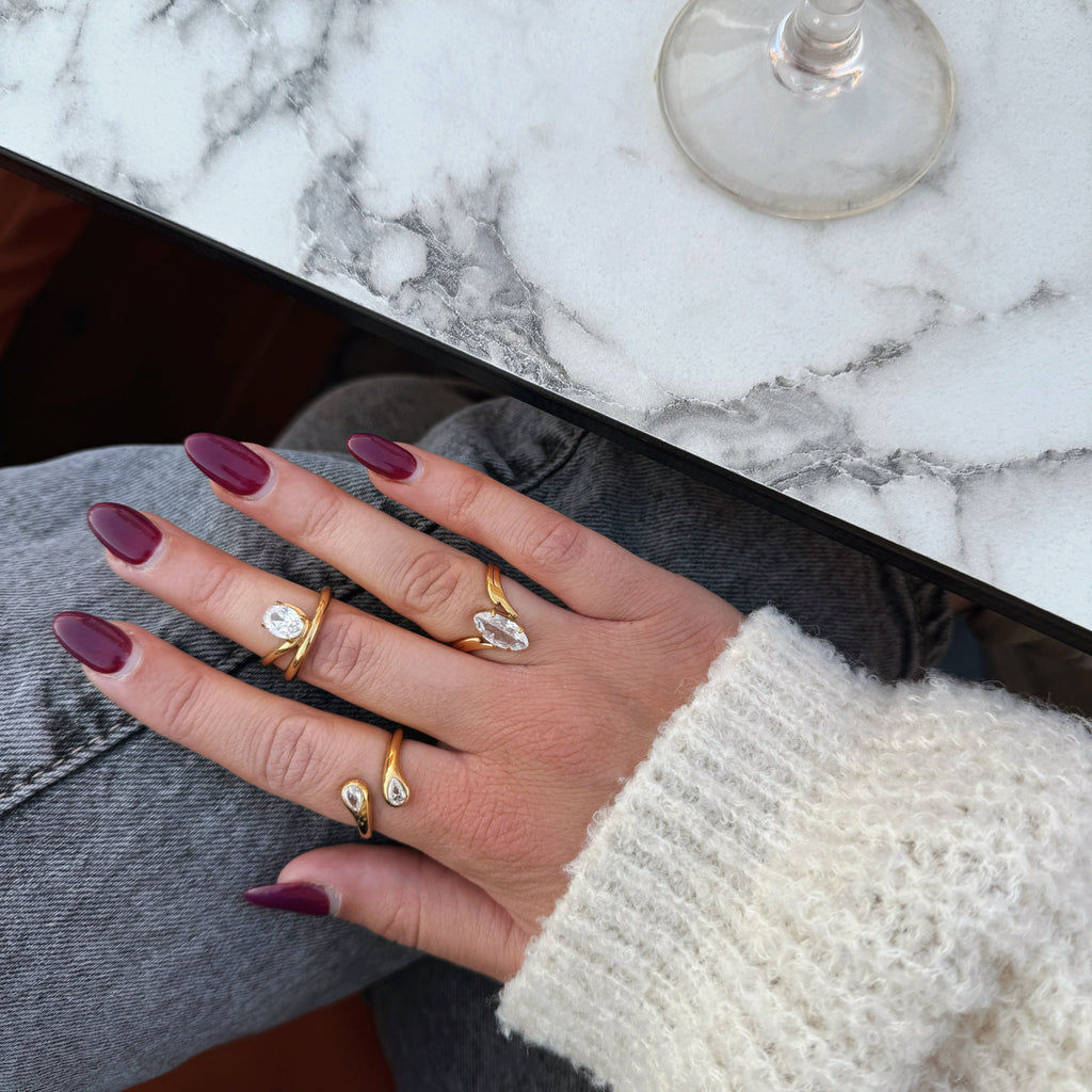 Soleil Curve Ring | 18k Gold Plated Stainless Steel 1