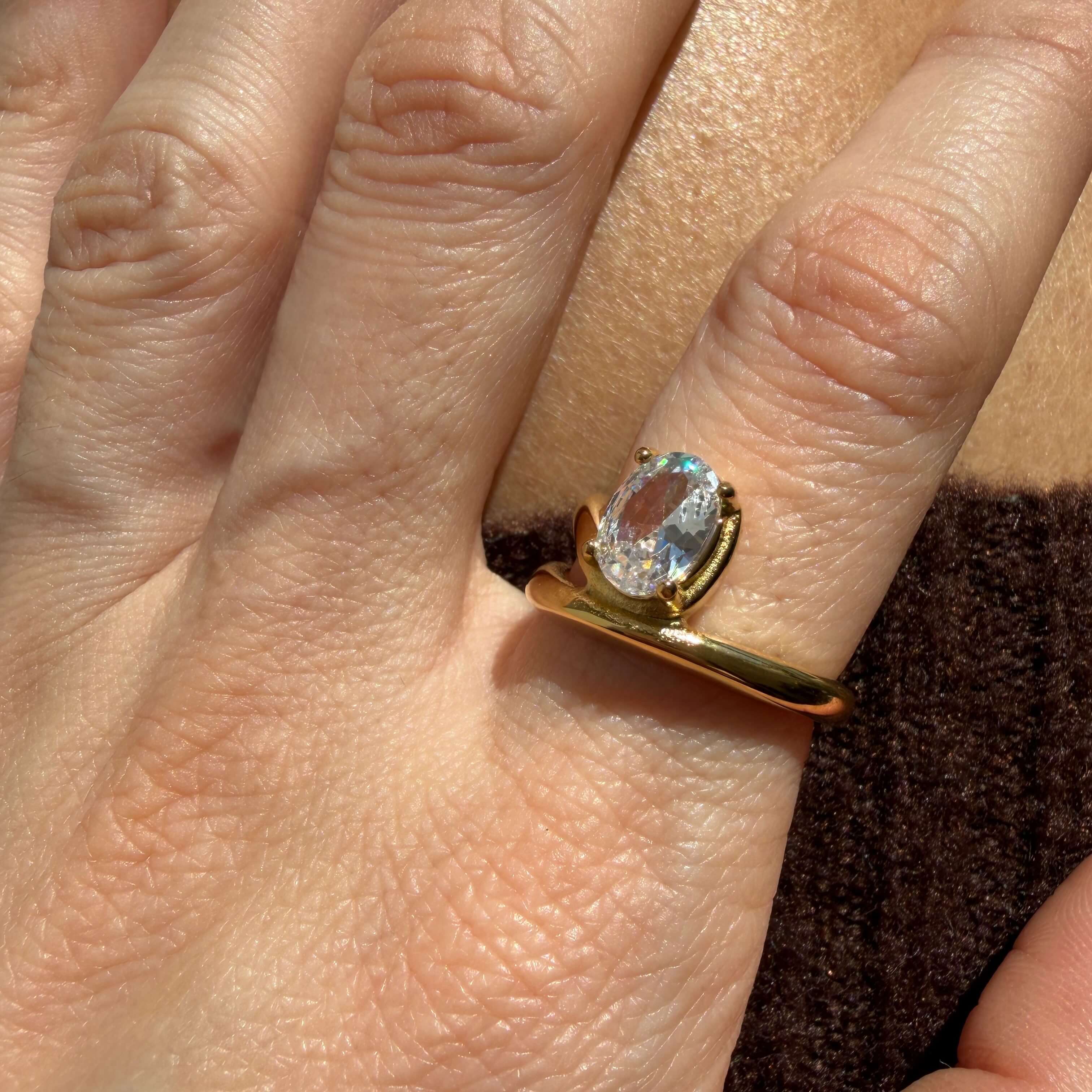 Soleil Curve Ring | 18k Gold Plated Stainless Steel 3