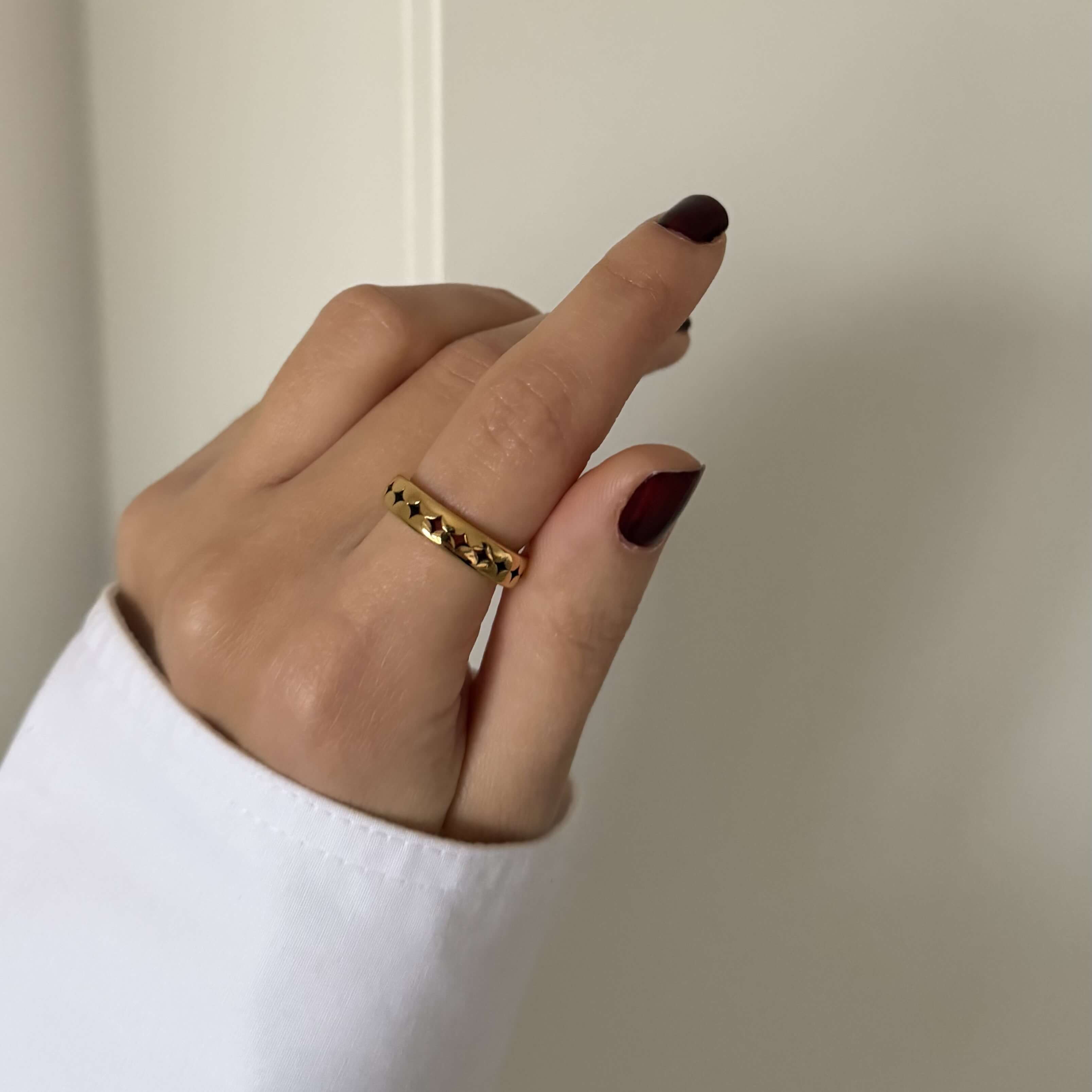 Soleil Eternity Band Ring | 18k Gold Plated Stainless Steel 1