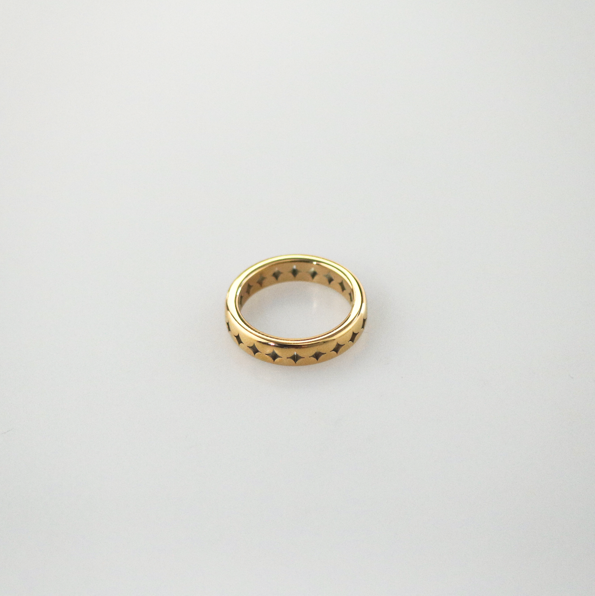 Soleil Eternity Band Ring | 18k Gold Plated Stainless Steel 3