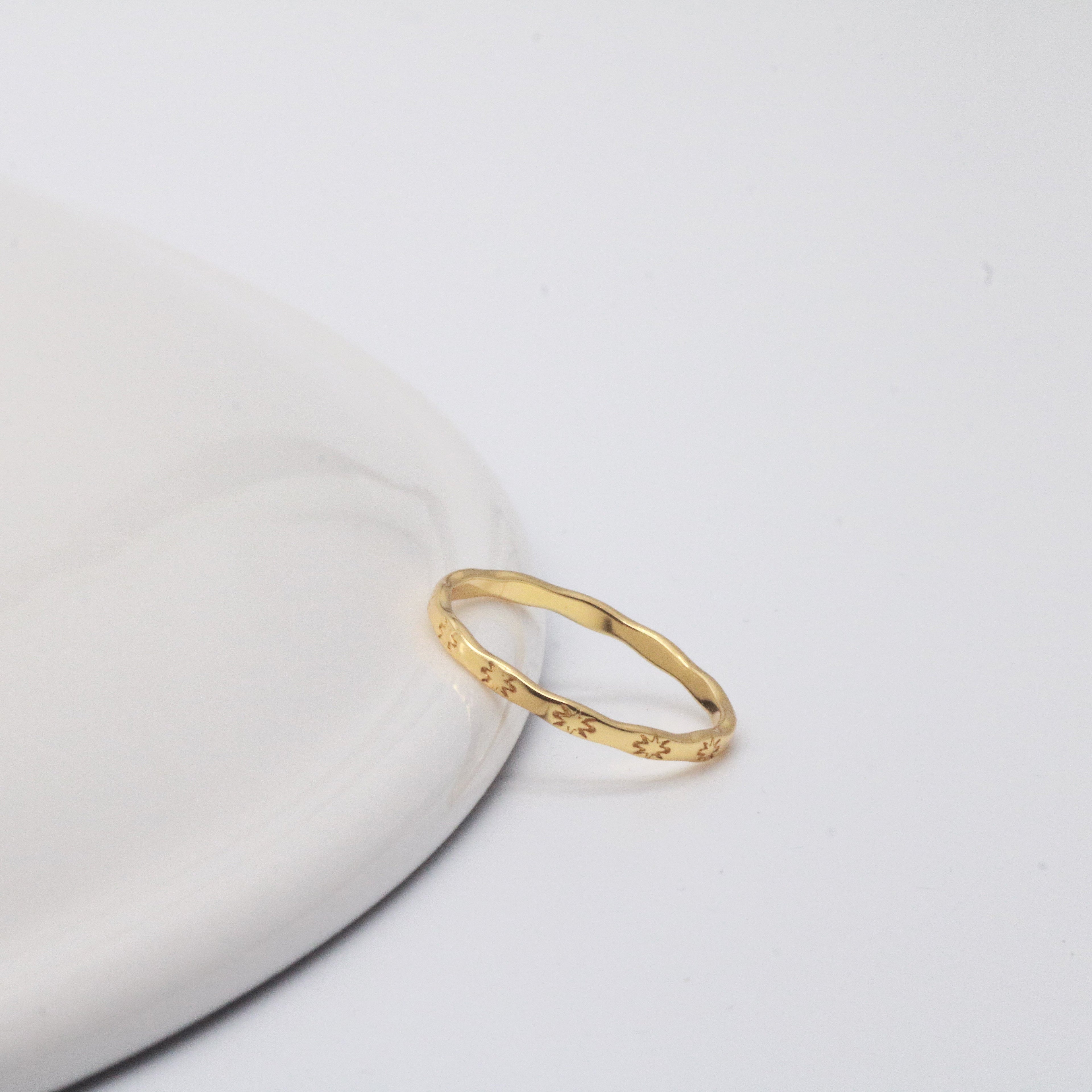 Soleil Loop Ring | 18k Gold Plated Sterling Silver 2