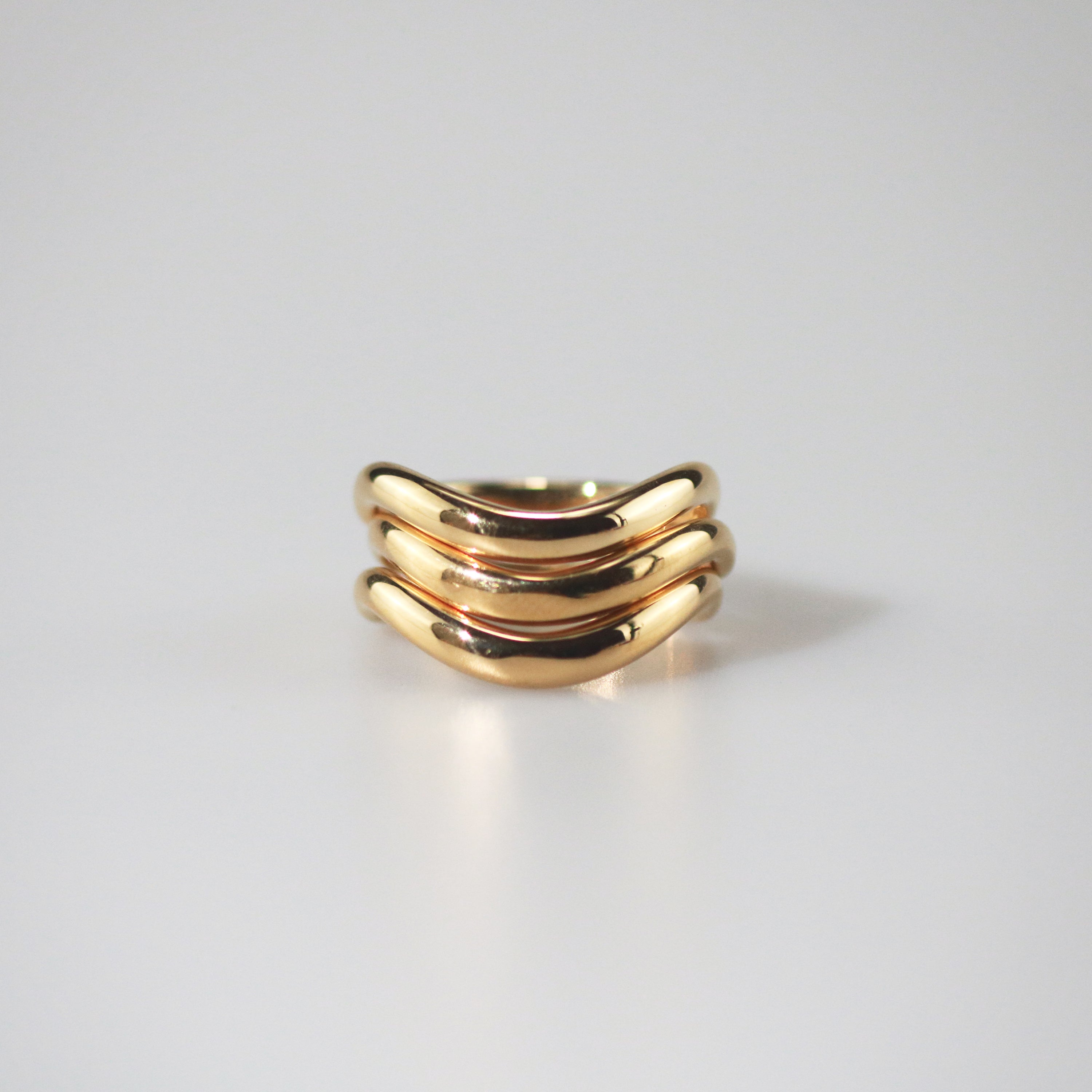 Soleil Wave Ring | 18k Gold Plated Stainless Steel 2