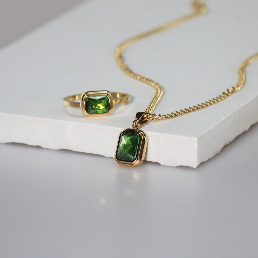 Sora Emerald Jewelry Set | 18k Gold Plated, Stainless Steel 2