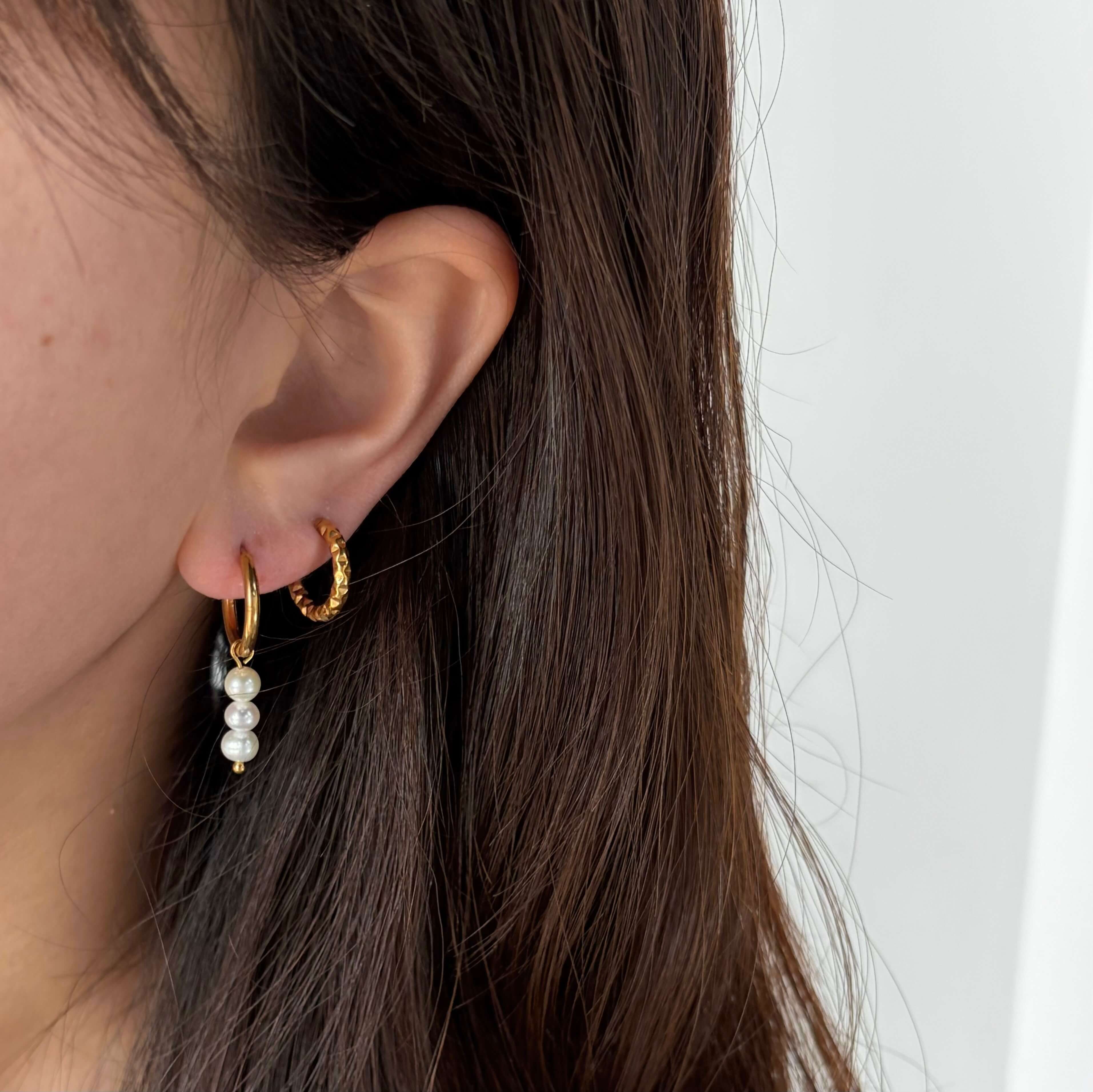 Talia Pearl Hoop Earrings | 18k Gold Plated Stainless Steel 1