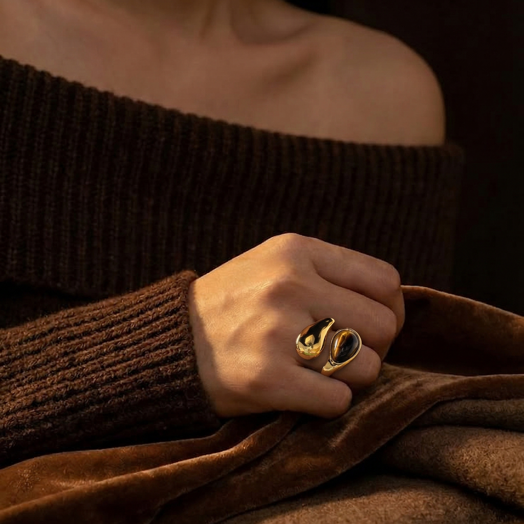 Talon Bypass Ring | Tiger's Eye Stone, 18k Gold Plated Stainless Steel 1