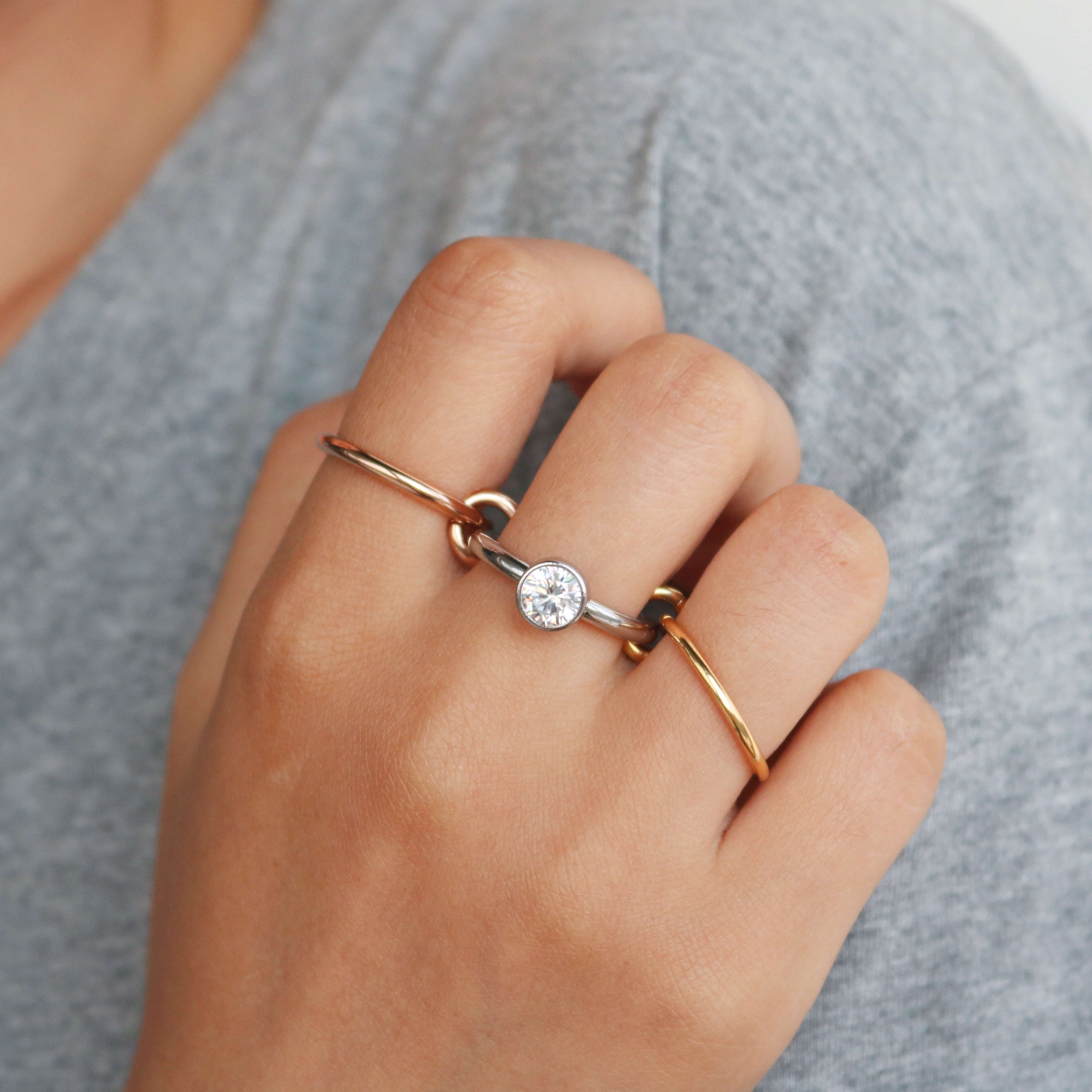 Trilia Solitaire Ring | Triple Metal Intertwined Bands 3