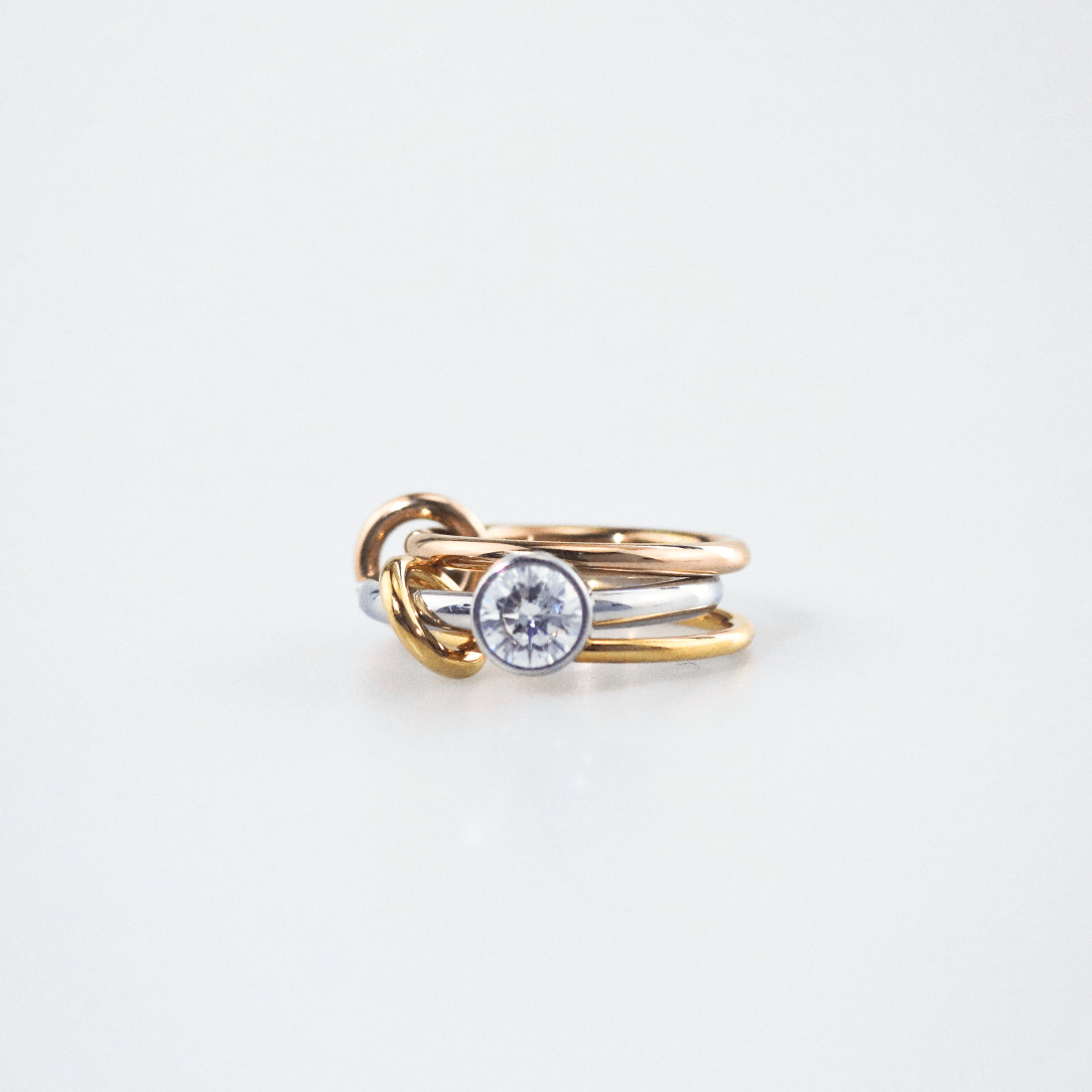 Trilia Solitaire Ring | Triple Metal Intertwined Bands 4