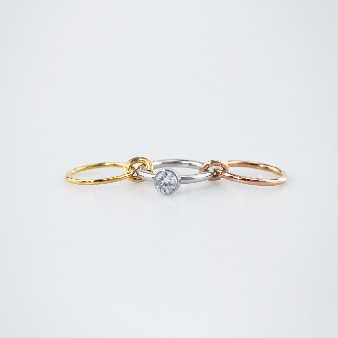 Trilia Solitaire Ring | Triple Metal Intertwined Bands 5