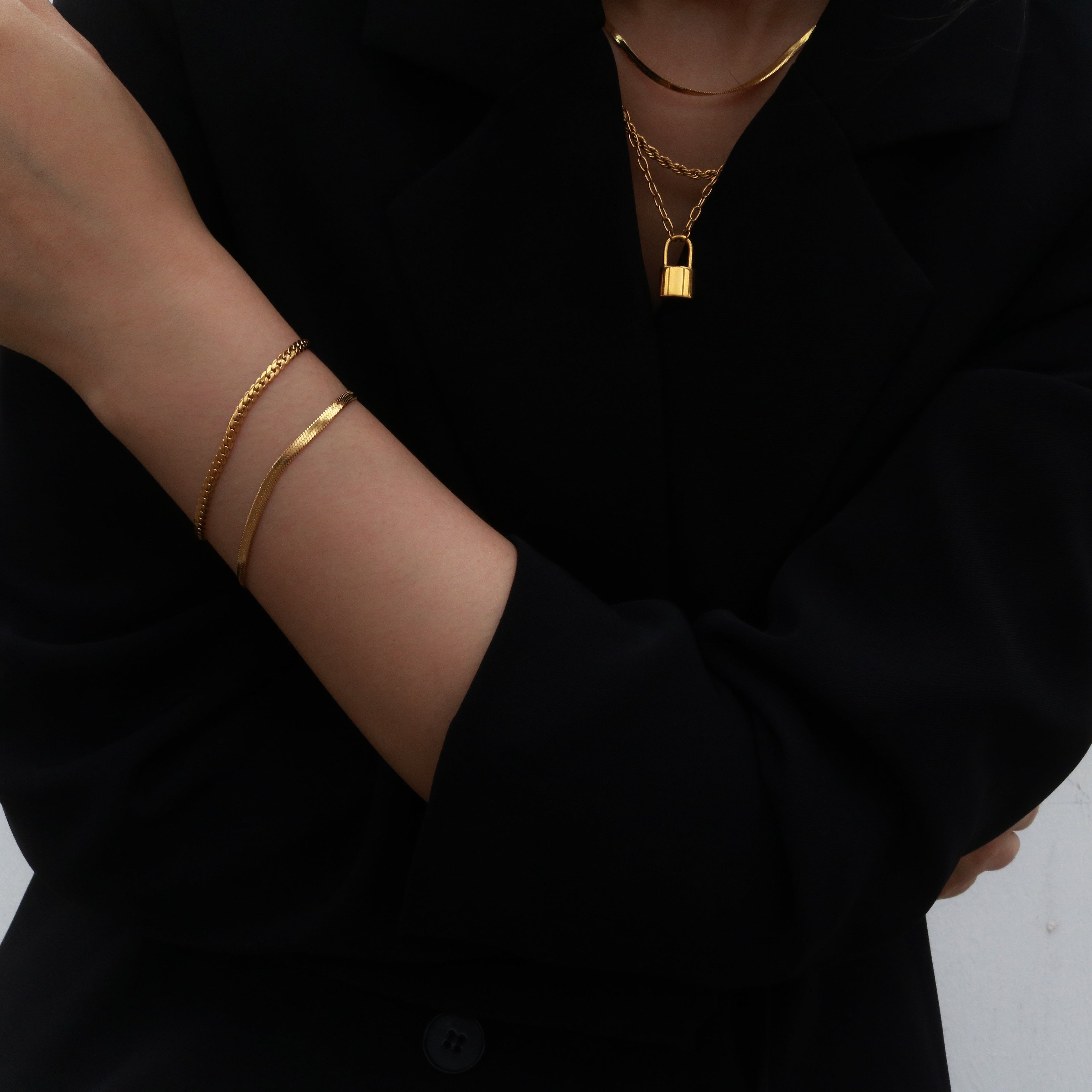 Uma Bracelet | 18k Gold Plated Stainless Steel, Tarnish Resistant 3