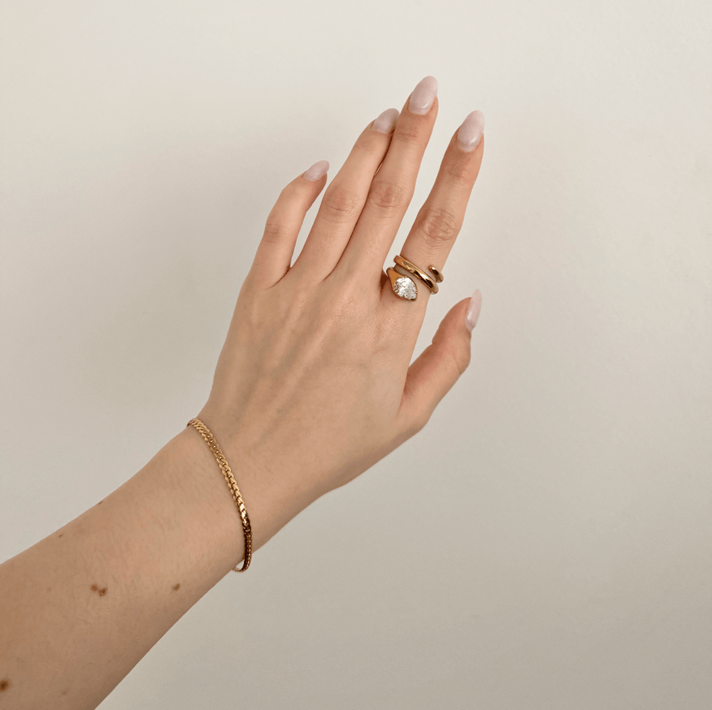 Uma Bracelet | 18k Gold Plated Stainless Steel, Tarnish Resistant 4