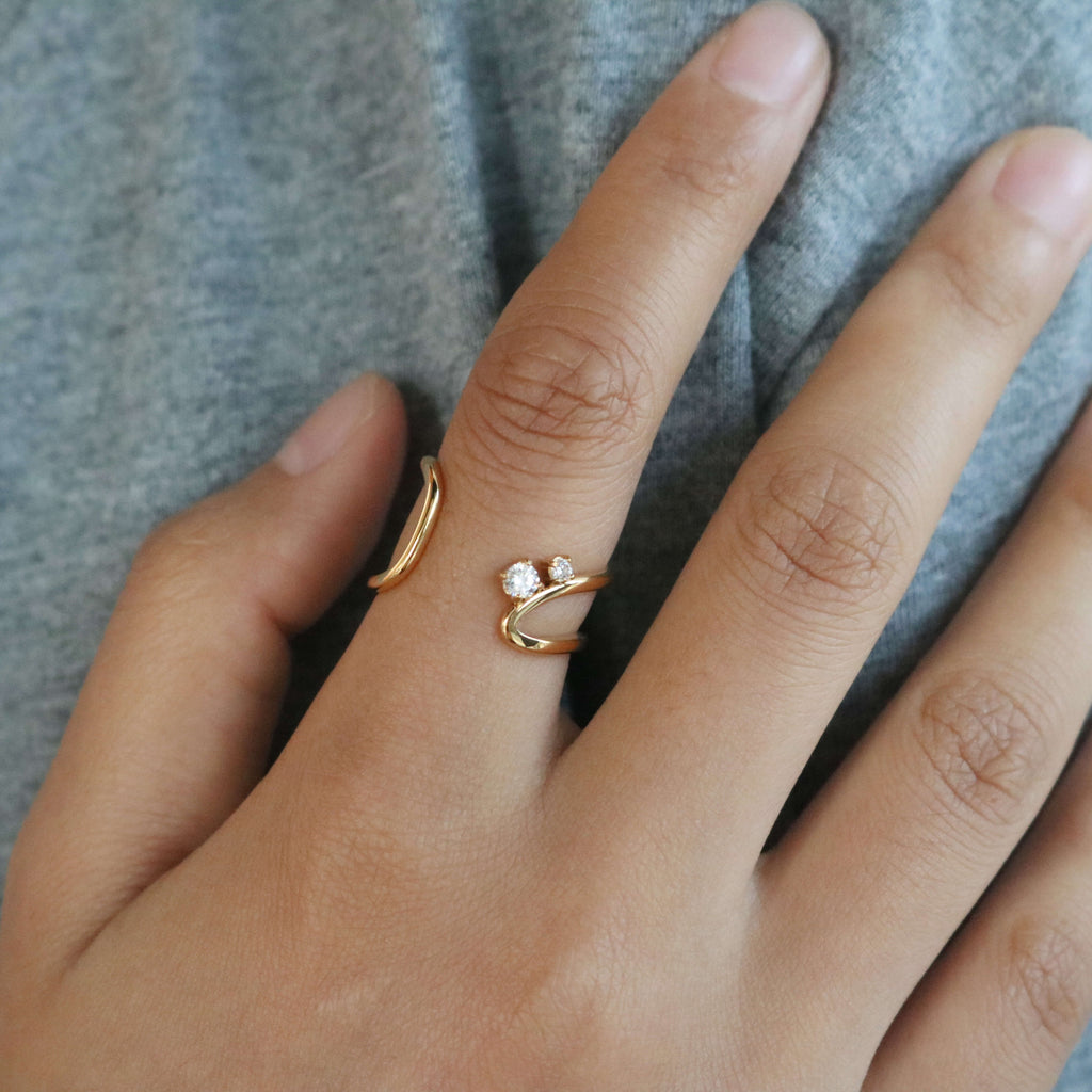Vela Curve Twin Ring | 18k Gold Plated, Dual Stone Design 4