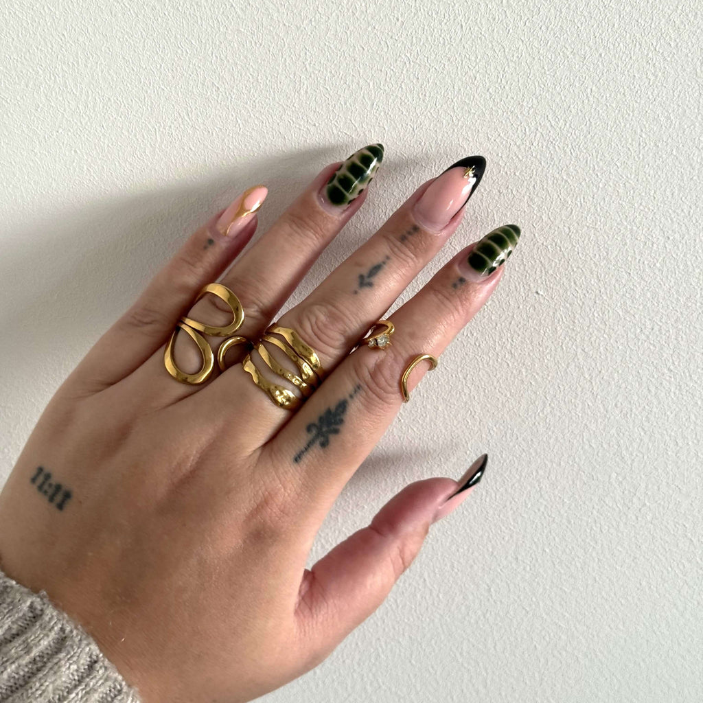 Vela Curve Twin Ring | 18k Gold Plated, Dual Stone Design 5