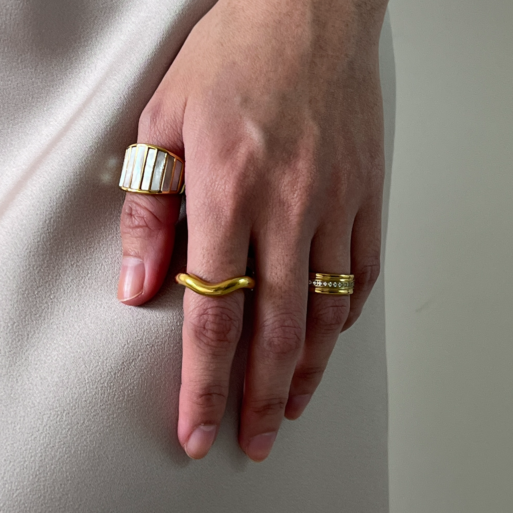 Wren Waveform Band Ring | 18k Gold Plated Stainless Steel 1