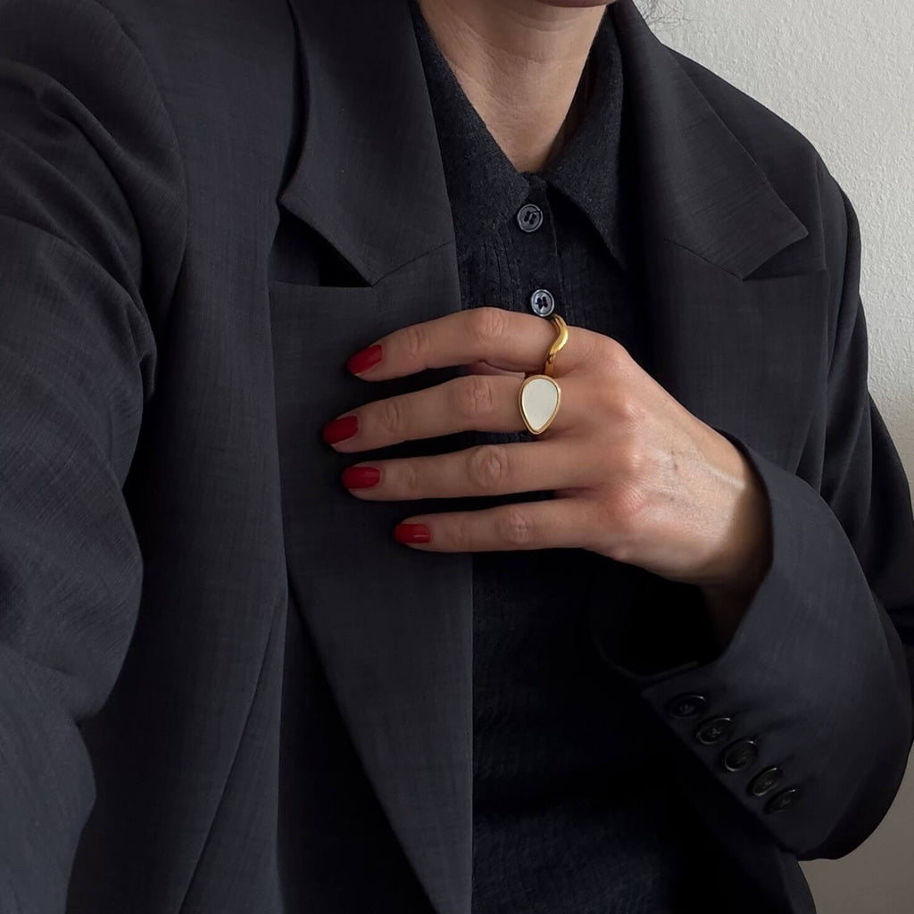 Wren Waveform Band Ring | 18k Gold Plated Stainless Steel 4